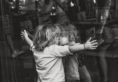 mirror-hug-babby-yourself-Favim.com-1864124